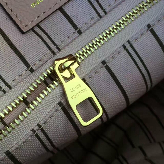 Replica Louis Vuitton Speedy Bandouliere 20 Bag In Iridescent Empreinte  Leather M46092