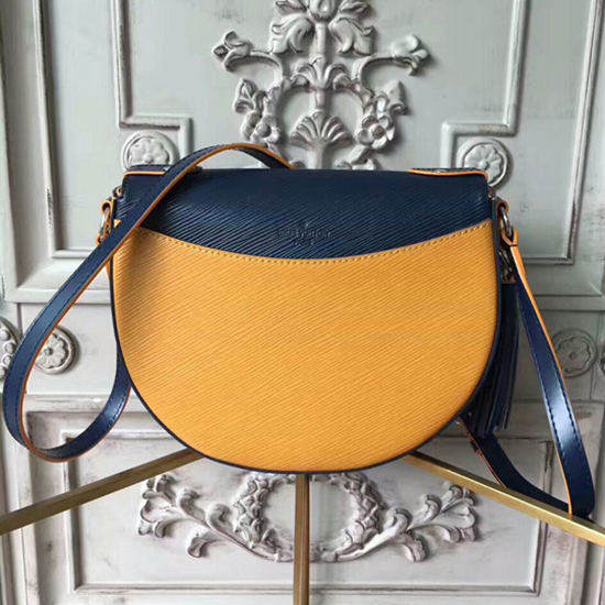Louis Vuitton M54154 Saint Cloud Crossbody Bag Epi Leather