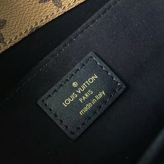 Louis Vuitton Pochette Metic Mini M54990 Epi Leather