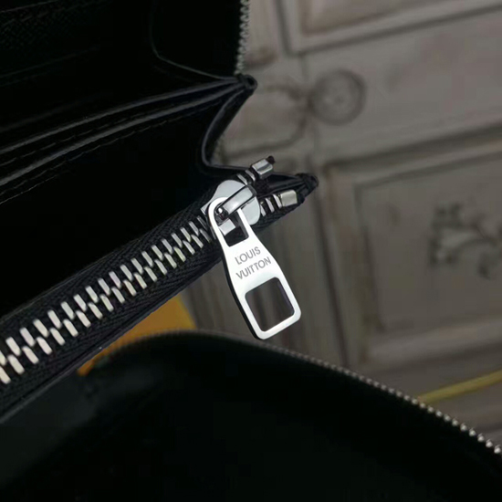 Louis Vuitton Dandy Wallet M64000 Epi Leather