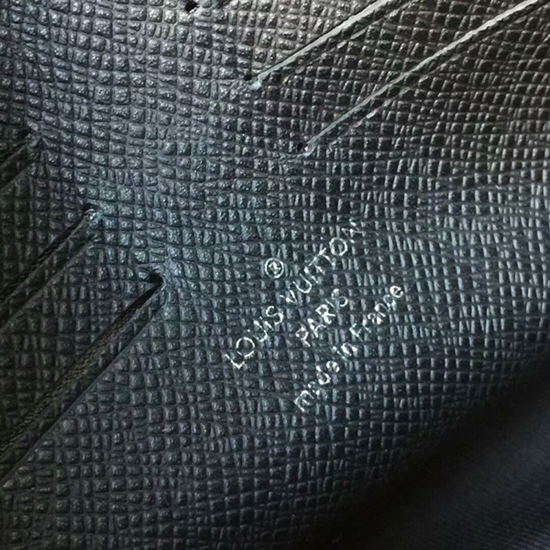Louis Vuitton Kasai Clutch M51726 Epi Leather