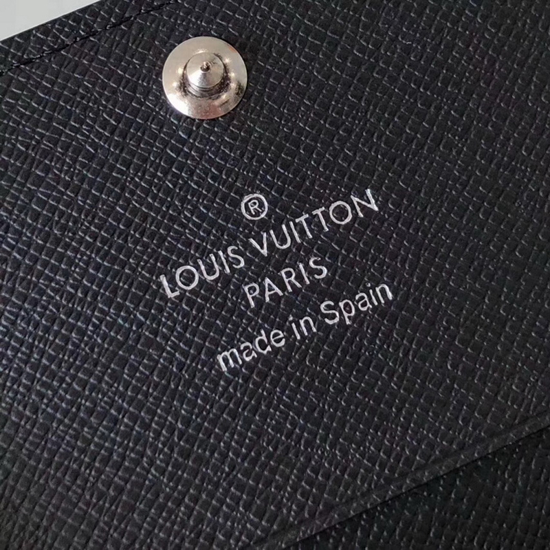 Louis Vuitton Enveloppe Carte de Visite M64021 Taiga Leather