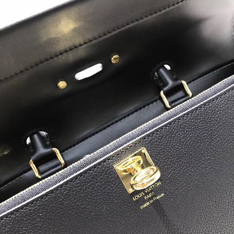 Louis Vuitton Pochette City Steamer M54925 Taurillon Leather