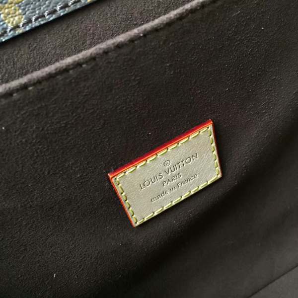 Louis Vuitton M40780 Pochette Metis Crossbody Bag Monogram Canvas