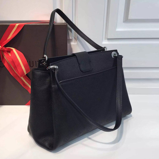 Louis Vuitton M41788 Sevres Shoulder Bag Mahina Leather