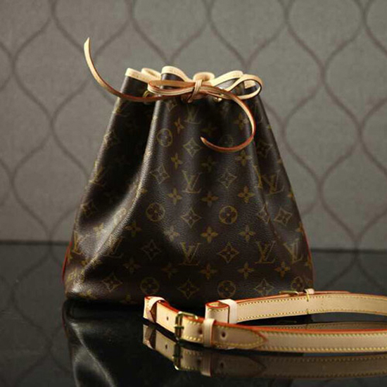 Louis Vuitton M42226 Petit Noe Shoulder Bag Monogram Canvas