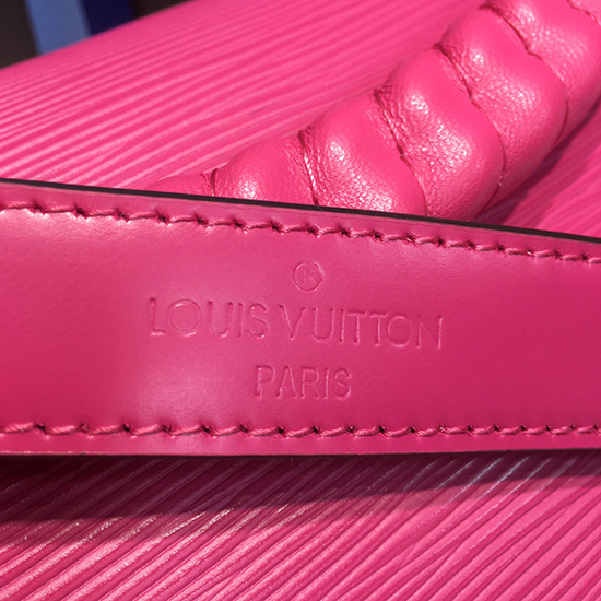 Louis Vuitton M42678 Luna Crossbody Bag Epi Leather