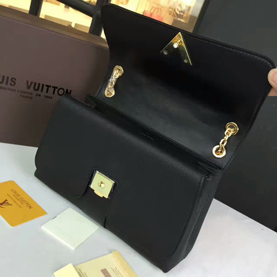 Louis Vuitton M42899 Very Chain Bag Shoulder Bag Taurillon Leather