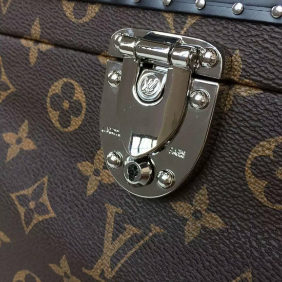 Replica Louis Vuitton M91577 Pochette Accessoires Monogram Vernis For Sale