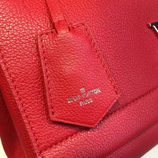 Louis Vuitton M50363 Lockme II Shoulder Bag Taurillon Leather