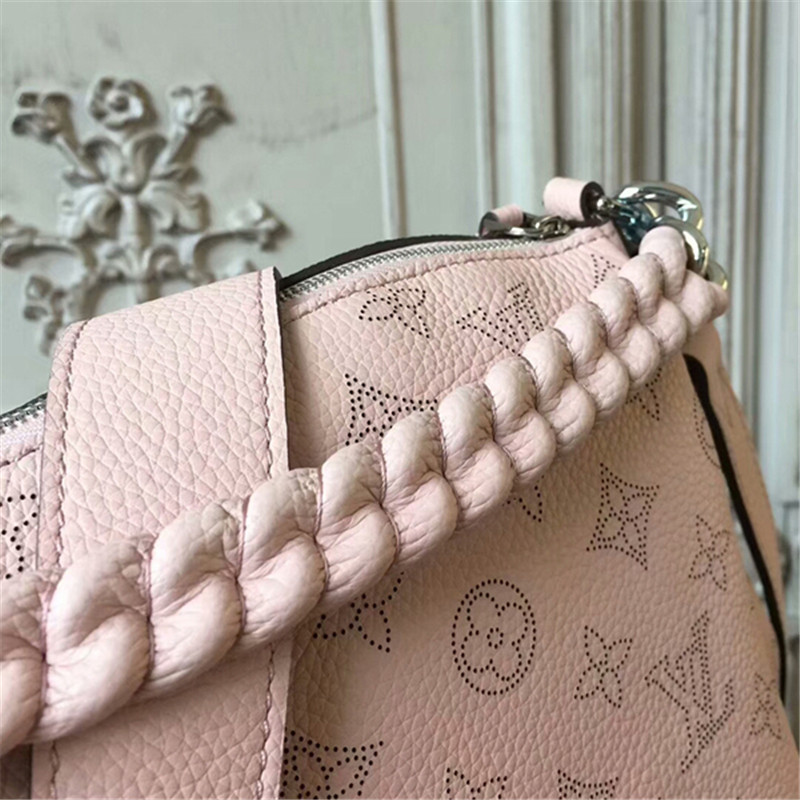 Louis Vuitton M51219 Babylone Chain BB Hobo Bag Mahina Leather