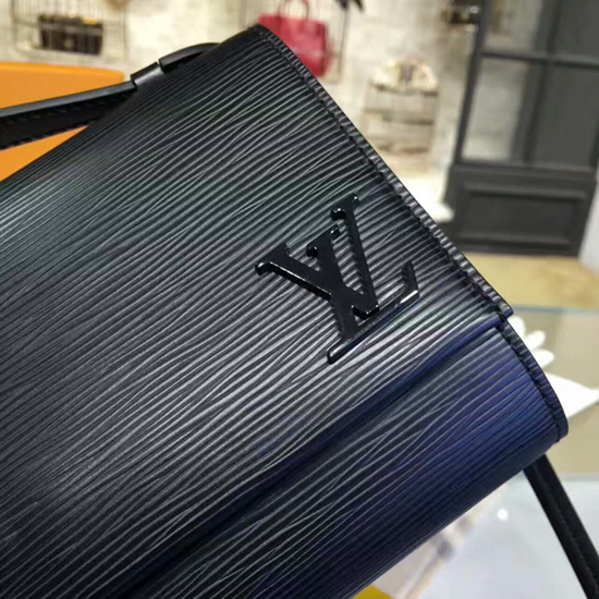 Louis Vuitton M54537 Clery Crossbody Bag Epi Leather