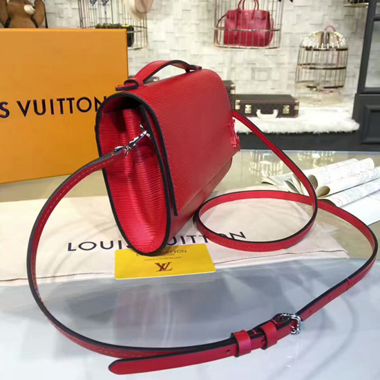 Louis Vuitton M54538 Clery Crossbody Bag Epi Leather