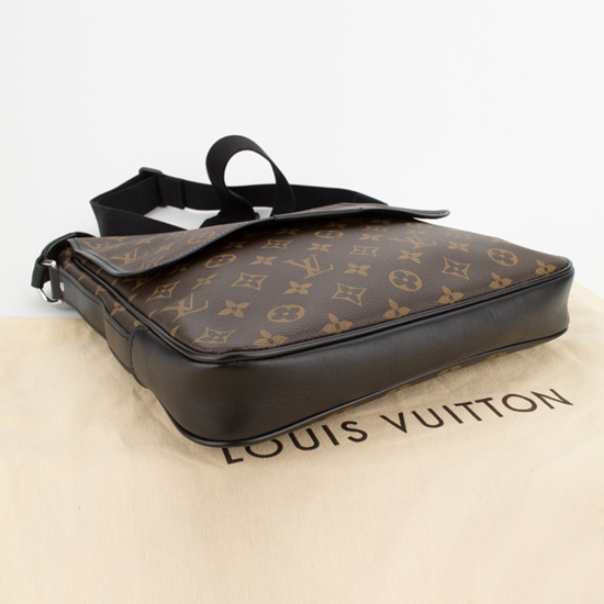 Louis Vuitton M56715 Bass MM Messenger Bag Monogram Canvas