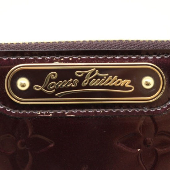 Louis Vuitton M93557 Key Pouch Monogram Vernis