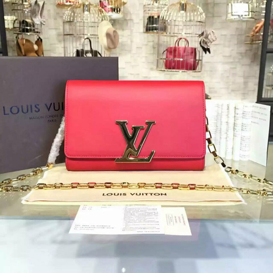 Louis Vuitton M94686 Chain Louise GM Crossbody Bag Taurillon Leather
