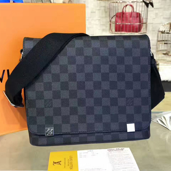 Real vs Fake Louis Vuitton District PM Bag Messenger Bag from