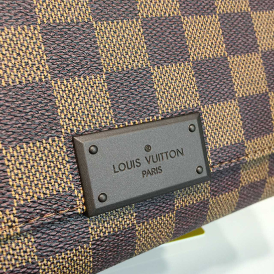 Louis Vuitton N41212 District MM Messenger Bag Damier Ebene Canvas