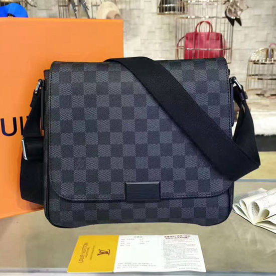 Louis Vuitton N41260 District PM Messenger Bag Damier Graphite Canvas