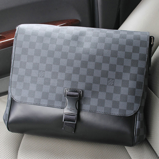 Louis Vuitton N41458 Messenger MM Messenger Bag Damier Graphite Canvas