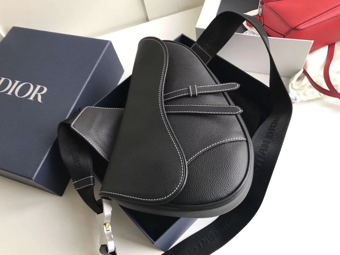 Mens Dior Saddle Bag In Black Calfskin | NAR Media Kit